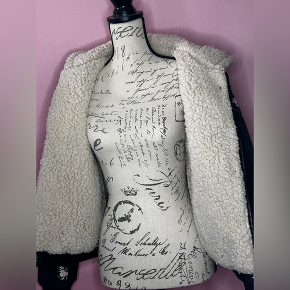 Saltwater Lux Floral Black Puffer Jacket- Sz Medium - Picture 8 of 10